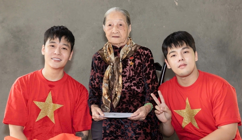 Chụp ảnh chân dung nghệ thuật tri ân Mẹ Việt Nam Anh hùng - Ảnh 1. Mẹ Việt Nam Anh hùng - Ảnh 1.