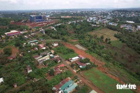 dự án 'treo' - Ảnh 1.