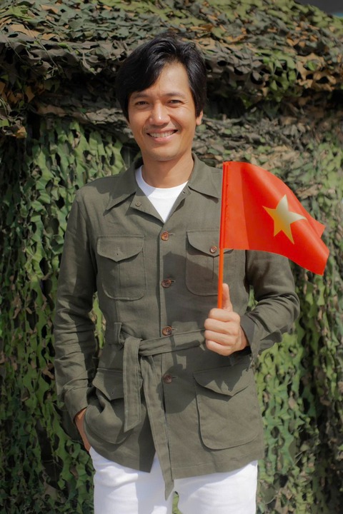 Đoàn phim 'Địa đạo' rưng rưng tự hào diễu hành, riêng 'Ba Hương' tiếp nối truyền thống của mẹ - Ảnh 2. Địa đạo - Ảnh 2.