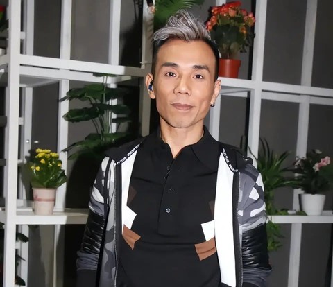 HIEUTHUHAI soán ngôi Hoà Minzy; 'Tây Thi' Lệ Thủy đến thăm 'Phạm Lãi' Thanh Tuấn - Ảnh 6. HIEUTHUHAI soán ngôi Hòa Minzy; Lệ Thủy đến thăm Thanh Tuấn - Ảnh 6.