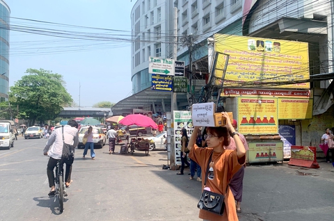 Myanmar - những bàn tay vẫy - Ảnh 2. Myanmar - Ảnh 2.
