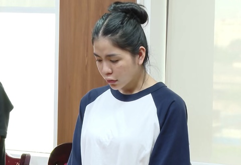 Quang Linh Vlogs, Hằng Du Mục bị bắt, bài học cho người nổi tiếng quảng cáo lừa dối khách hàng - Ảnh 2.