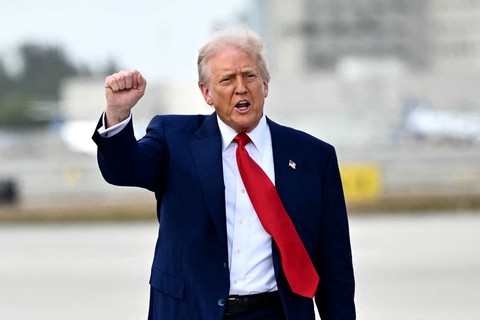 Tin tức thế giới: Ông Trump kêu gọi người Mỹ kiên nhẫn với cách mạng kinh tế - Ảnh 1. Ông Trump - Ảnh 1.