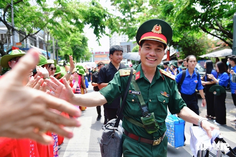 diễu binh - Ảnh 3.