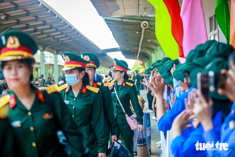 diễu binh - Ảnh 6.