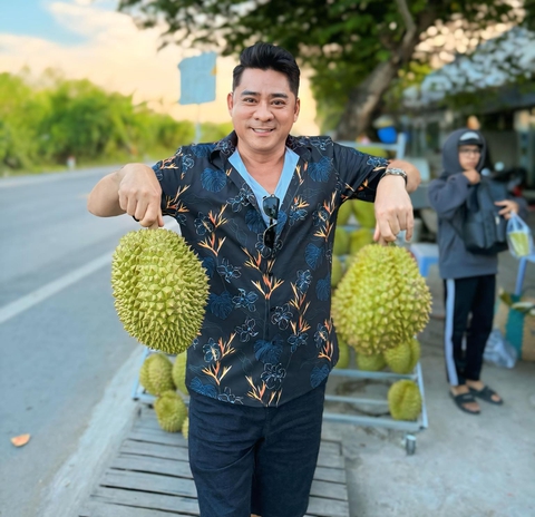Ông Nawat lạnh lùng với Thùy Tiên sau vụ kẹo Kera - Ảnh 3. kẹo Kera - Ảnh 3.