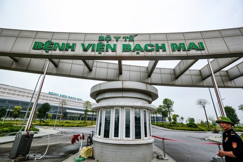 Bệnh viện Bạch Mai - Ảnh 1.