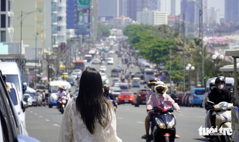 Du khách trẻ tấp nập đu trend dốc 'Đại Lý' ở Vũng Tàu - Ảnh 4.