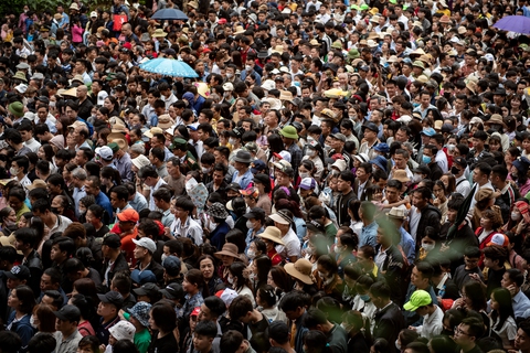 300.000 lượt du khách về đền Hùng trước chính hội - Ảnh 1. Đền Hùng - Ảnh 1.