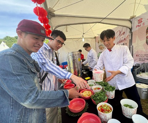 Giải thưởng Sáng tạo TP.HCM 2025: Những đột phá cho công cuộc 'vươn mình' - Ảnh 2. Giải thưởng Sáng tạo TP.HCM 2025: Những đột phá cho công cuộc 'vươn mình' - Ảnh 2.