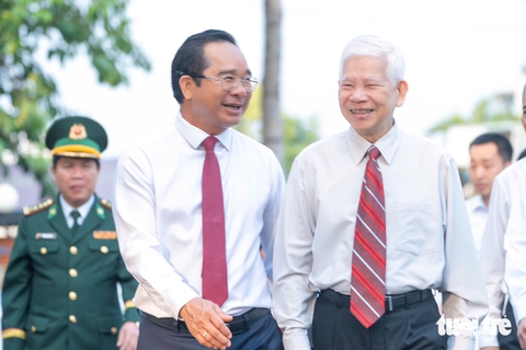Lãnh đạo TP.HCM dâng hương giỗ Tổ Hùng Hương tại Đền tưởng niệm các Vua Hùng - Ảnh 4. giỗ Tổ Hùng Hương - Ảnh 4.
