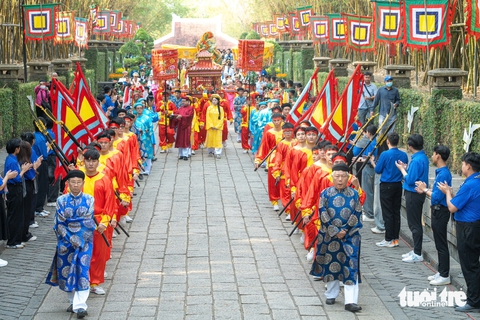 Lãnh đạo TP.HCM dâng hương giỗ Tổ Hùng Hương tại Đền tưởng niệm các Vua Hùng - Ảnh 7. giỗ Tổ Hùng Hương - Ảnh 6.