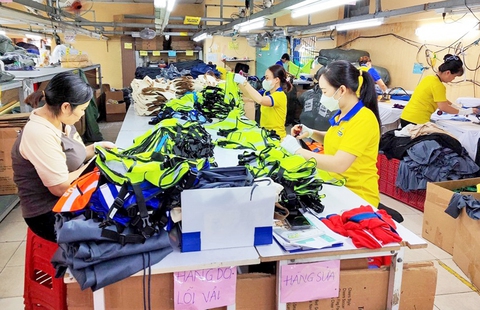 Dệt may tìm cơ hội trong khó khăn - Ảnh 1. dệt may - Ảnh 1.