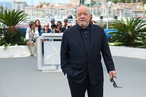 Toàn cảnh vụ Paul Schrader - biên kịch Taxi Driver bị kiện vì cáo buộc quấy rối tình dục trợ lý - Ảnh 2. Toàn cảnh vụ Paul Schrader - biên kịch Taxi Driver bị kiện vì cáo buộc quấy rối tình dục trợ lý - Ảnh 2.