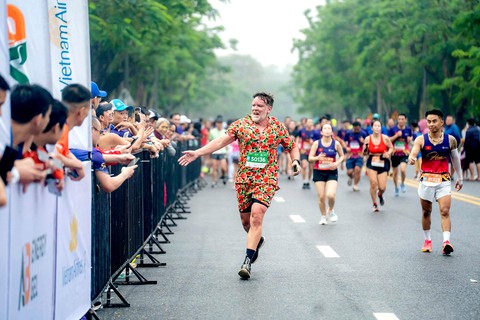 Tử vong khi chạy marathon: Làm sao để chạy an toàn? - Ảnh 1.