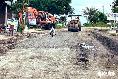 Những con đường kết nối cao nguyên Đắk Lắk với tỉnh duyên hải Phú Yên - Ảnh 2.