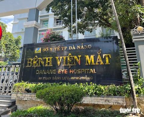 Bệnh viện mắt nói nhân viên trừng mắt với người bệnh thực chất bị chứng lồi mắt - Ảnh 4.