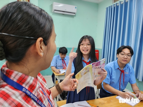 Dạy 2 buổi/ngày chương trình chính khóa: Trường không được thu phí - Ảnh 1. dạy 2 buổi - Ảnh 1.