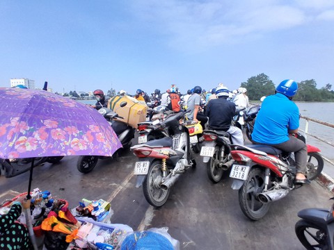 bến đò - Ảnh 2.