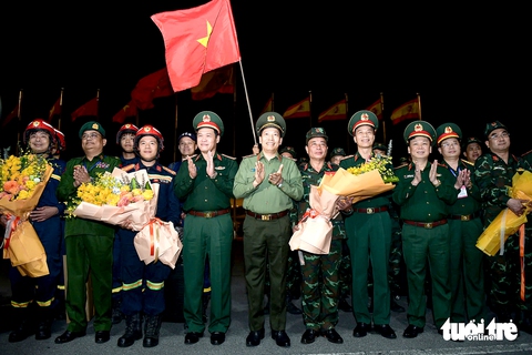 Đoàn công tác tại Myanmar nói về khó khăn trong quá trình tìm kiếm nạn nhân động đất - Ảnh 1.