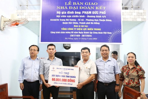EVNCPC chung tay xóa nhà tạm, nhà dột nát - Ảnh 3.