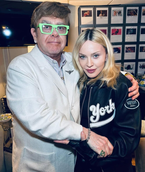 Nhạc sĩ Huy Tuấn, Hồ Ngọc Hà ngồi 'ghế nóng' ở Điểm hẹn tài năng; Madonna và Elton John làm lành - Ảnh 3. Jennie gây tranh cãi vì ảnh bán khỏa thân; Marvel tung video Wolverine... thở suốt 8 tiếng - Ảnh 5.