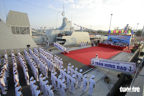 Lần đầu tiên hai tàu hộ vệ tên lửa Việt Nam tuần tra liên hợp với Hải quân Trung Quốc ở vịnh Bắc Bộ - Ảnh 1.