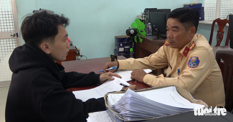 đua xe - Ảnh 1.