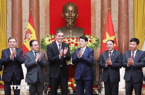 Tây Ban Nha thúc đẩy phê chuẩn EVIPA, hỗ trợ Việt Nam gỡ thẻ vàng IUU - Ảnh 3. Tây Ban Nha - Ảnh 4.