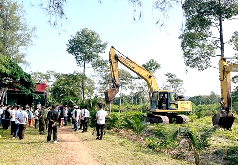 Cưỡng chế thu hồi hơn 14.000m² đất bị bao chiếm ở Phú Quốc - Ảnh 1.