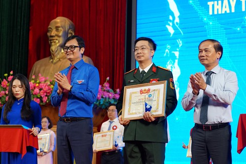 Thầy thuốc trẻ - Ảnh 3.