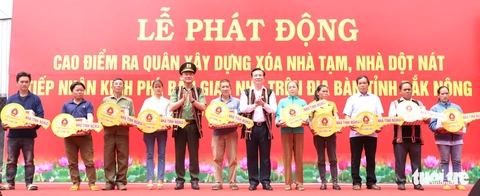 nhà dột nát - Ảnh 2.