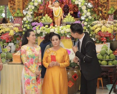 Lời khai chấn động của 'trai bao' từng được Diddy thuê; - Ảnh 1. Diddy - Ảnh 2.