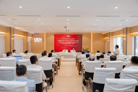 Định hướng nghiên cứu của UEH trong kỷ nguyên mới - Ảnh 2.
