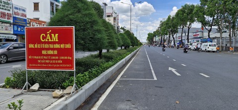 Lại đề nghị làm điểm giữ xe dưới lòng đường khu trung tâm Cần Thơ - Ảnh 1.