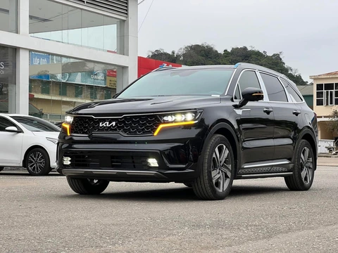 Kia Sorento - Ảnh 1.