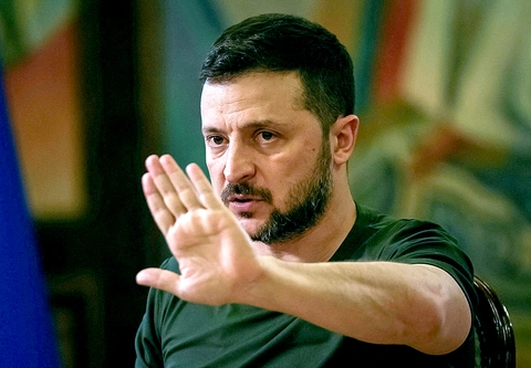 Nhiều bên giải oan cho ông Zelensky trước video cáo buộc dùng cocaine khi làm việc - Ảnh 1.