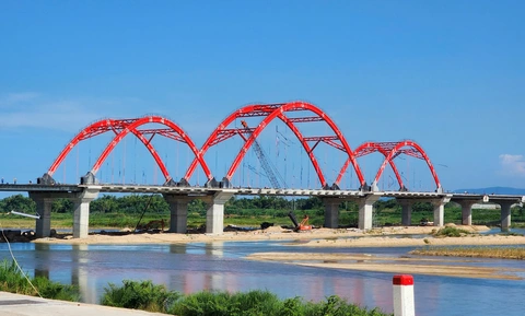 Trà Khúc - Ảnh 1.