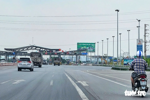 Đề xuất cao tốc Hà Nội - Bắc Giang lên 10 làn: Xe máy, container sẽ không còn cảnh chen chúc - Ảnh 3. cao tốc - Ảnh 3.