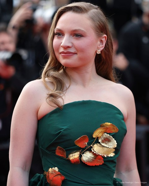 Phim của 'phù thủy' Wes Anderson khuấy đảo Cannes; Bill Murray không bị cấm dù dính bê bối tình dục - Ảnh 7. Phim của Wes Anderson được vỗ tay 7 phút ở Cannes, Bill Murray không bị cấm dù dính bê bối tình dục - Ảnh 7.
