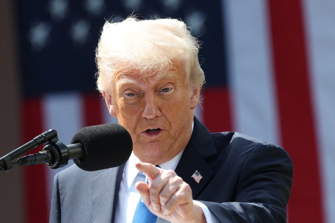 Điện đàm hơn 2 tiếng, ông Trump và ông Putin đã thảo luận những gì? - Ảnh 2. điện đàm - Ảnh 2.