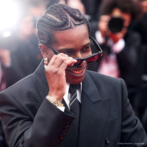 Denzel Washington nổi điên trên thảm đỏ nhưng bất ngờ được Cannes 'vỗ về' bằng giải Cành cọ vàng - Ảnh 5. Denzel Washington nổi điên trên thảm đỏ nhưng bất ngờ được Cannes 'vỗ về' bằng giải Cành cọ vàng - Ảnh 5.