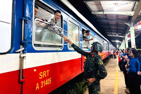 diễu binh - Ảnh 6.