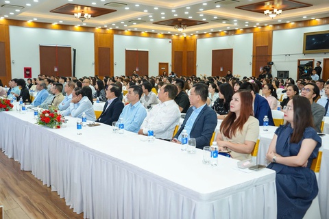 VA Schools ra mắt bộ nhận diện thương hiệu mới: Trường học của sự lắng nghe - Ảnh 5.