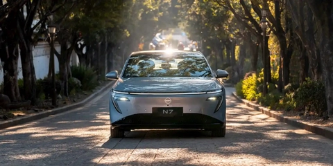 Sau Honda, Toyota sẽ là cứu tinh của Nissan? - Ảnh 1.