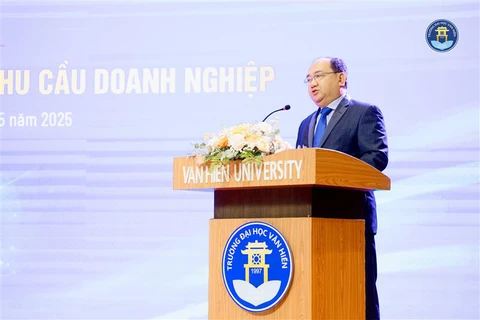 Trường đại học Văn Hiến ký kết với doanh nghiệp đào tạo nhân lực - Ảnh 2.