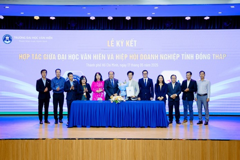 Trường đại học Văn Hiến ký kết với doanh nghiệp đào tạo nhân lực - Ảnh 3.