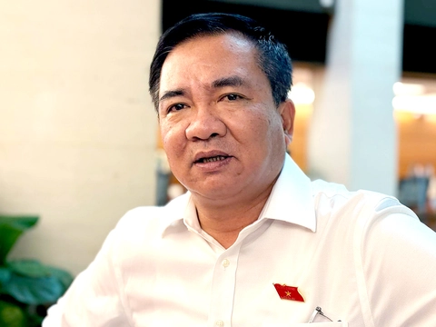 Từ vụ hoa hậu Thùy Tiên, trung tướng công an: Người nổi tiếng quảng cáo phải biết 'liêm sỉ' - Ảnh 1.