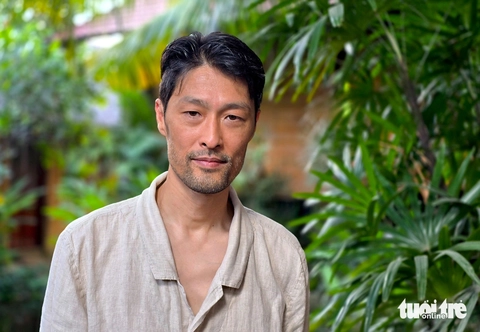 Johnny Trí Nguyễn: Bởi tôi cần biết rõ nguồn gốc của mình - Ảnh 1. Johnny Trí Nguyễn - Ảnh 1.