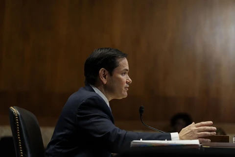 Ông Rubio nói Mỹ chờ đề xuất hòa bình từ Nga, ám chỉ hoãn trừng phạt để duy trì đòn bẩy - Ảnh 1. Nga - Ảnh 1.